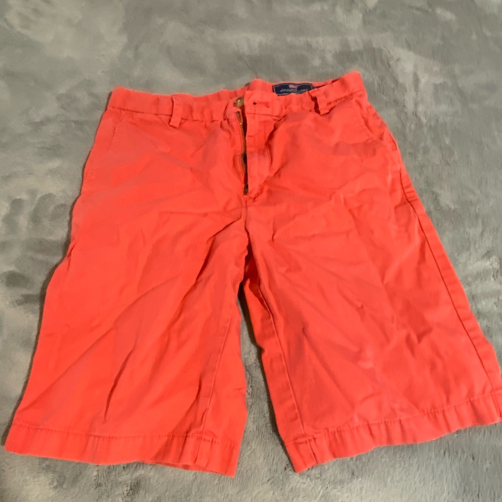 Boys Vineyard Vines Shorts Size 18 - Salmon color